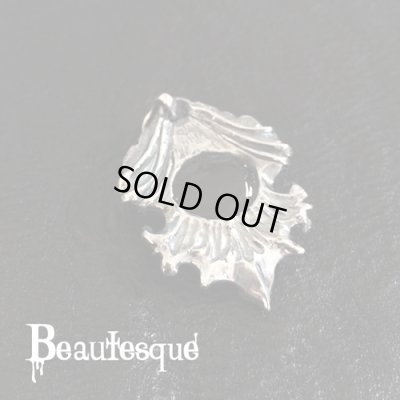 義眼のティアドロップシルバーペンダント｜ビュウテスク