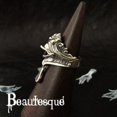 義眼のティアドロップリング|ビュウテスク