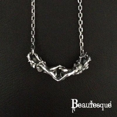 薔薇と願いのシルバーネックレス|ビュウテスク