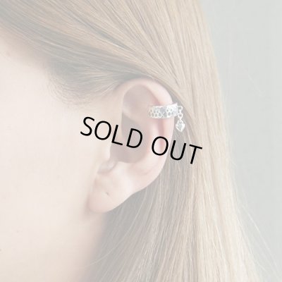 トラガルファー・ロー「帽子」イヤーカフ