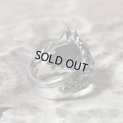 グリフィンのシルバーリング。鷲と獅子の身体を併せ持つ伝説の生物｜Guardia/ガルディア