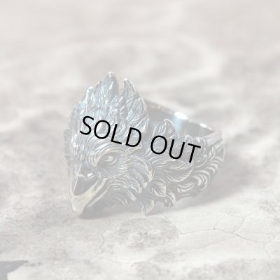 グリフィンのシルバーリング。鷲と獅子の身体を併せ持つ伝説の生物｜Guardia/ガルディア