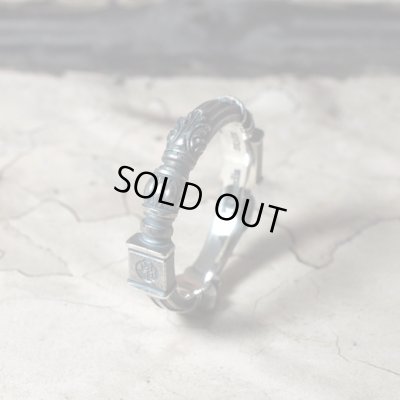 古代ギリシャ建築の円柱からイメージしたシルバーリング｜Guardia/ガルディア