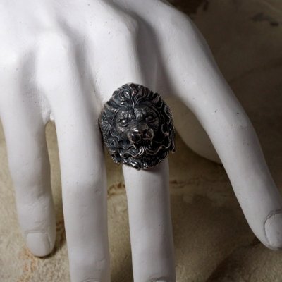 魔獣キメラのシルバーリング|ライオン、山羊、蛇の複合魔獣