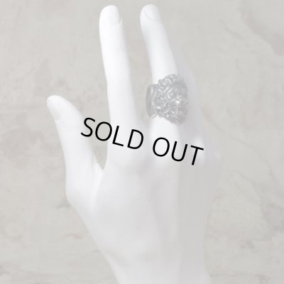 魔獣キメラのシルバーリング｜ライオン、山羊、蛇の複合魔獣