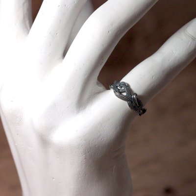 蛇のピンキーリング|Guardia/ガルディア