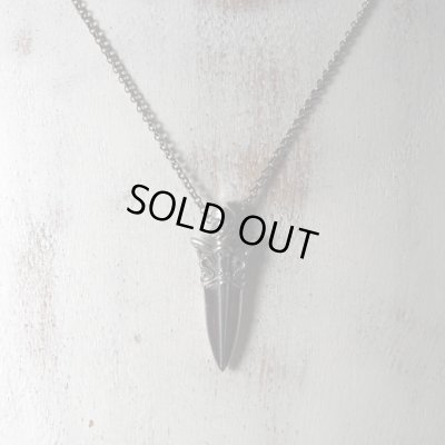 鏃（やじり）のシルバーペンダント「アローヘッド」｜Guardia/ガルディア