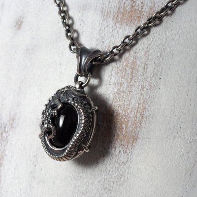 ウロボロスのシルバーネックレス|Guardia/ガルディア