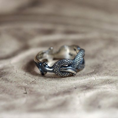 蛇のピンキーリング|Guardia/ガルディア