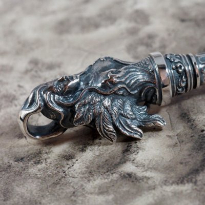 セイレーンのシルバーペンダント。美しい歌声で船乗りを惑わせる魔物|Guardia/ガルディア