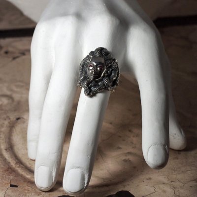 メデューサのシルバーリング|Guardia/ガルディア