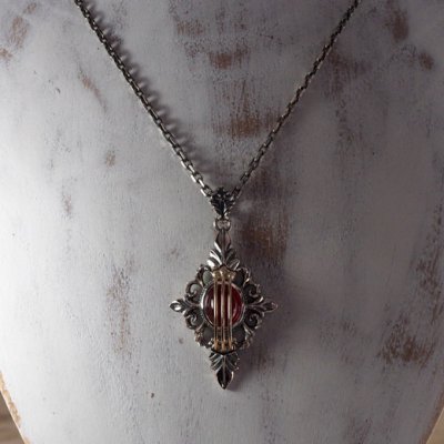 太陽の神アポロンをイメージしたシルバーペンダント|Guardia/ガルディア