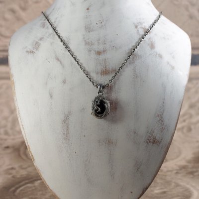 ウロボロスのシルバーネックレス|Guardia/ガルディア