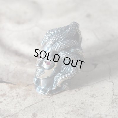 メデューサのシルバーペンダント｜Guardia/ガルディア