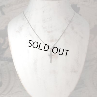 シンプルなダガーペンダント｜Guardia/ガルディア