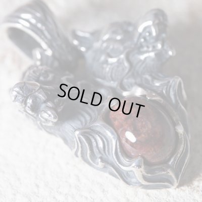 双頭の犬「オルトロス」のシルバーペンダント|Guardia/ガルディア