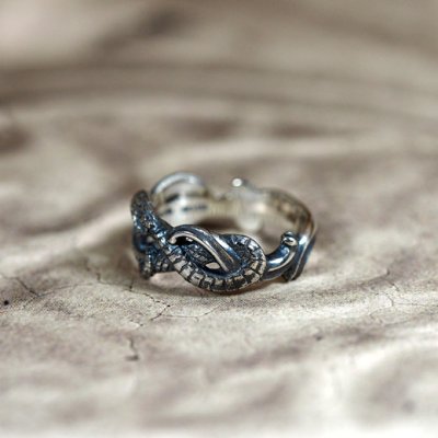 蛇のピンキーリング|Guardia/ガルディア