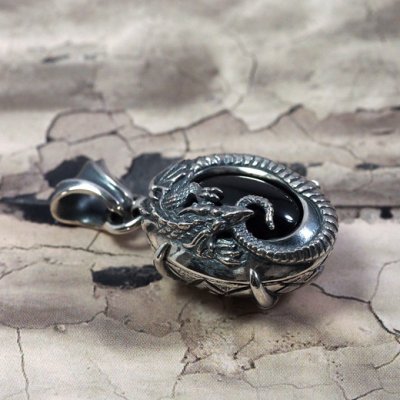 ウロボロスのシルバーネックレス|Guardia/ガルディア