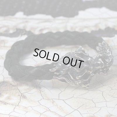 ケルベロスのレザーブレスレット｜Guardia/ガルディア