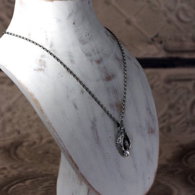 海の魔物セイレーンのシルバーネックレス|Guardia/ガルディア