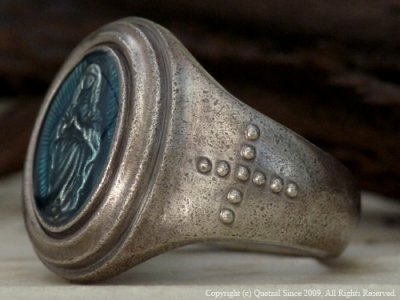 マリアオーバルリング（レジンver.）/Quetzal（ケツァール）