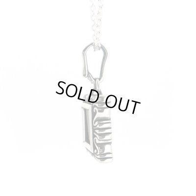 雪の結晶が彫刻されたオニキスプレート snowflake of sculpture / cooldust