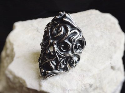 【唐草/スカルリング】Arabesque skull|gush(ガッシュ)