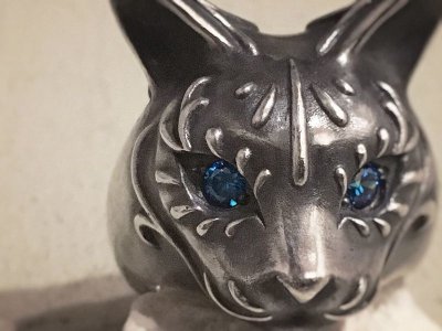【猫リング】Cait Sith has Blue CZ Eyes|gush(ガッシュ)