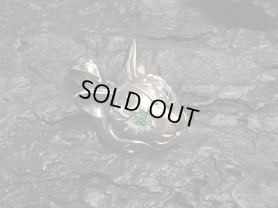 【ネコ 猫ネックレス】Cait Sith has Green CZ Eyes｜gush（ガッシュ）