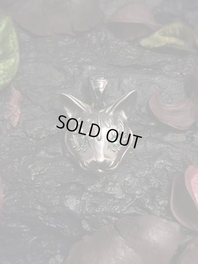 【ネコ 猫ネックレス】Cait Sith has Green CZ Eyes｜gush（ガッシュ）