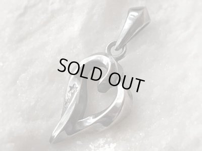 【ハート ネックレス】Twisted Heart（Stone Setting Style / CZ）｜gush（ガッシュ）