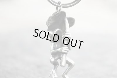 【シルバー キーホルダー】カエルのキーホルダー｜gush（ガッシュ）