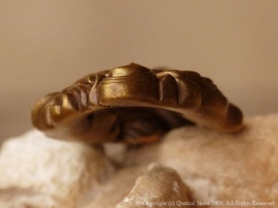 ブラーゼンキーフック(ブラス)/Quetzal(ケツァール)