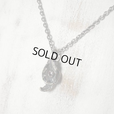 [フェザーネックレス] Musa（ムーサ）｜Guardia/ガルディア