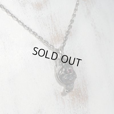 [フェザーネックレス] Musa（ムーサ）｜Guardia/ガルディア