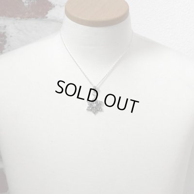 [雪の結晶 シルバーネックレス] snow crystal pendant / cooldust