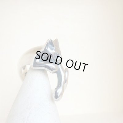 【ネコ シルバーリング】指に絡みつく猫リング｜gush（ガッシュ）