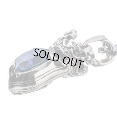 クラウンシールドペンダント ミスティッククォーツ（ブルー）/アルテミスキングス/Artemis Kings