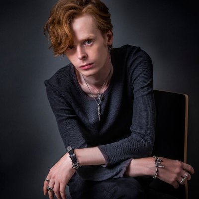 スカルクラウンダガーペンダント/アルテミスキングス/Artemis Kings