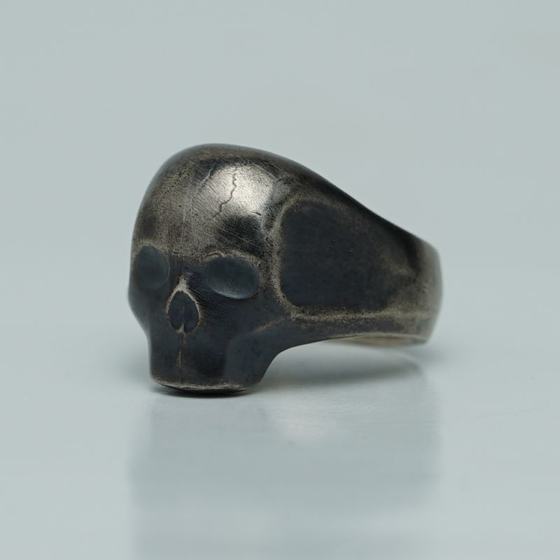 アークシルバーアクセサリーズ/スカルリング/silhouette skull small ring [antique  silver]｜シルバーアクセサリー通販Ark secret base web shop