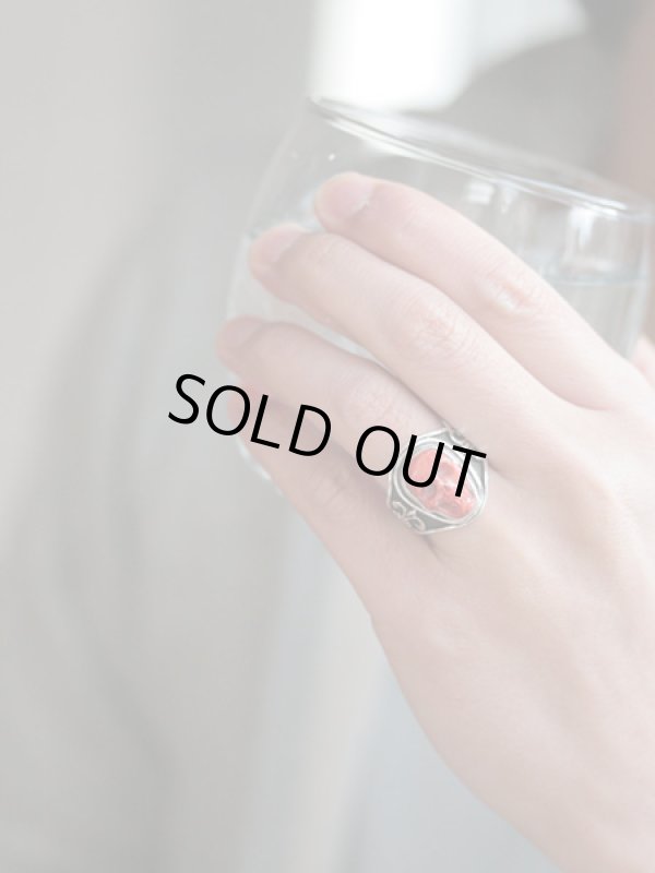 ジョニーデップ愛用アクセサリー「リーダウニー」スカルリング(スパイニーオイスター)