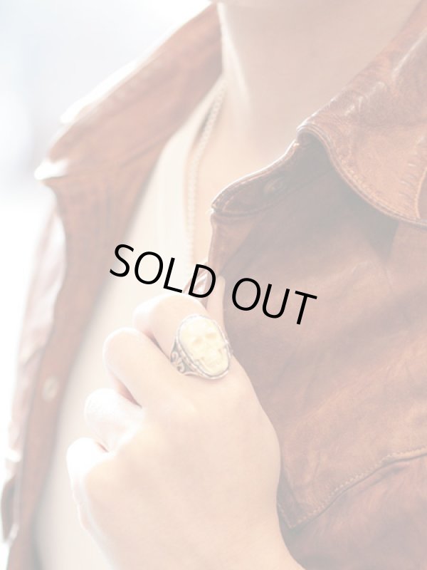 ジョニーデップ愛用アクセサリー「リーダウニー」ラージスカルリング(マンモスの牙)