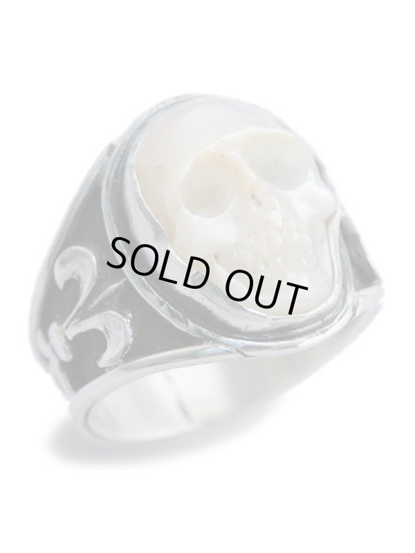 ジョニーデップ愛用アクセサリー「リーダウニー」スカルリング(マザーオブパール)