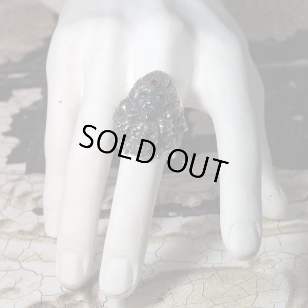 悪鬼を喰らう黒き女神カーリーのシルバーリング｜Guardia/ガルディア