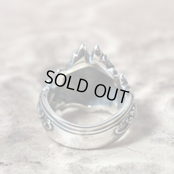 グリフィンのシルバーリング。鷲と獅子の身体を併せ持つ伝説の生物｜Guardia/ガルディア