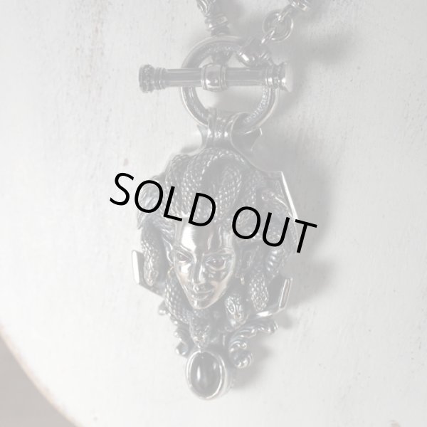 メデューサのシルバーネックレス｜Guardia/ガルディア