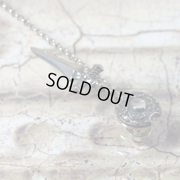 ダガーと鏃（やじり）のシルバーピアス｜Guardia/ガルディア