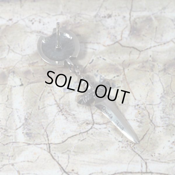 ダガーと鏃（やじり）のシルバーピアス｜Guardia/ガルディア