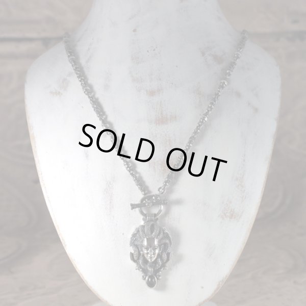 メデューサのシルバーネックレス｜Guardia/ガルディア