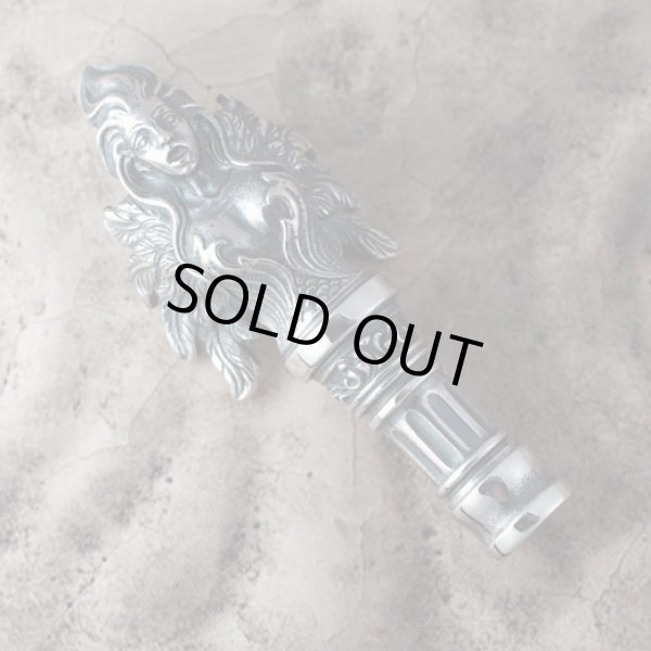 セイレーンのシルバーペンダント。美しい歌声で船乗りを惑わせる魔物｜Guardia/ガルディア